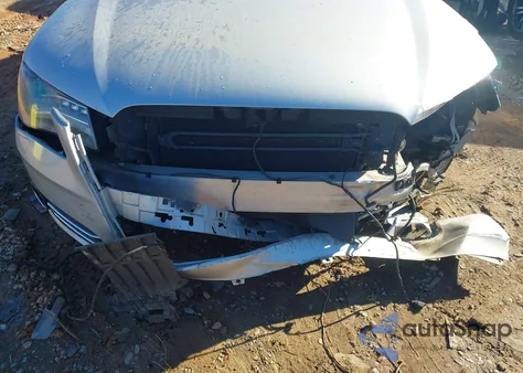 2011 Audi A8 L 4.2 from USA, damaged, VIN WAURVAFD4BN018321